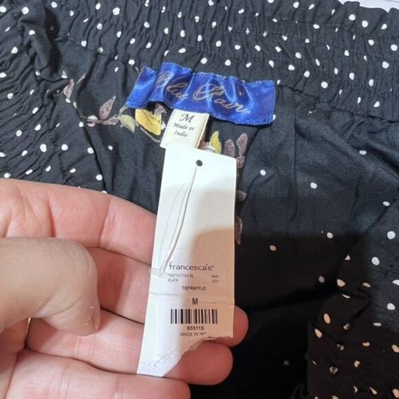 Francesca's Women's Polka Dot Floral Front Tie Shorts Black Size XS NWT Hi‎ rise - Picture 4 of 8